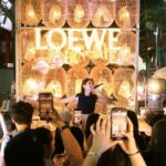 9m88 Instagram – 今天是9頭身腹部才是本體88🌞謝謝 @loewe 找我去Paula’s Ibiza夜市玩🥢🏝️目不暇給太可愛啦❤️‍🔥
#LOEWEpaulas
#LOEWETaipeiNightMarket
#羅意威台北夜市