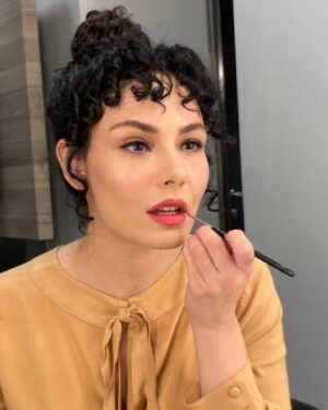 Açelya Devrim Yılhan Instagram - Bazen :)