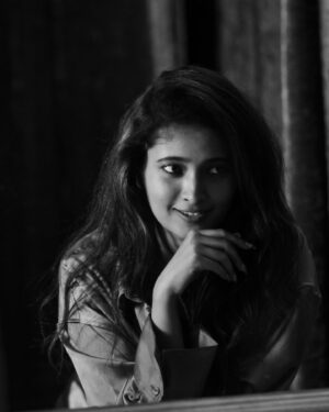 Aarohi Narayan Instagram - Daydreamer 🫧
.
.
.
.
.
.
.
.
.
.
.
.
Click: @x_aperture_studioz 
@keerthichandan.dvs 
Styling: @label_anvi 
MuA: @sapna_beauty_and_beyond 
Location: @jadehospitainment