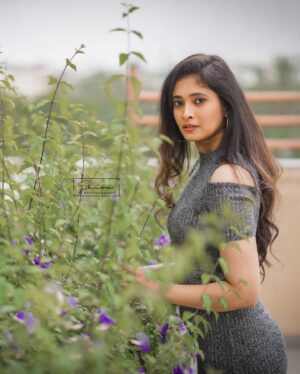 Aarohi Narayan Instagram - just double tap 🐻‍❄️
.
.
.
.
.
.
.
.
.
.

MuA: @makeupstoriesbysumachikkegowda 
Click: @shivumanmith @cgpxl_