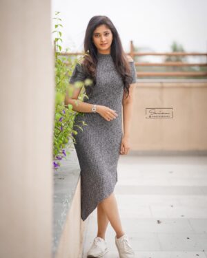 Aarohi Narayan Instagram - just double tap 🐻‍❄️
.
.
.
.
.
.
.
.
.
.

MuA: @makeupstoriesbysumachikkegowda 
Click: @shivumanmith @cgpxl_