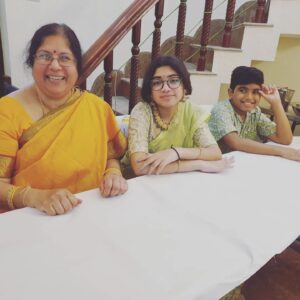 Aarthi Mohan Instagram - Cousin wedding week photo dump 😄❤ 

Why do they grow up so fast!!! 
#familytime #togetherafterforever #athaisandmamas #fortheloveofsarees #beingindian #beingtraditional