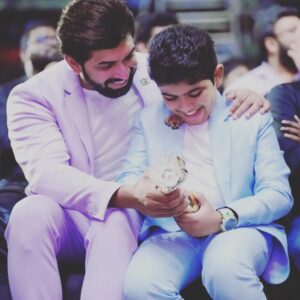 Aarthi Mohan Instagram - Galatta Crown 2022 - Best Child Artist - Arnav Vijay

Our family's absolute moment of pride as we watched Arnav bag his first ever award for his performance as Arjun in #OhMyDog! 

The hardwork he put in as a mere 9 year old, the dedication he showed, the consistency he maintained in his practice  and the love he had while filming.. me, as his mother, am beyond proud to see him reap the benefits♡ 

Way to go my li'l star 🌟 shine on, shine bright!

#firstofmany #runsintheblood #likefatherlikeson #3gen #galattacrown2022 #togetherasfamily #celebrationtime