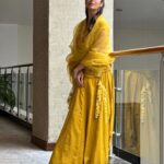 Aastha Sharma Instagram - 💛💛💛 @malaikaaroraofficial for Kalyan jewellery launch in Outfit @devnaagri @vandafashionagency Hair @hairstylist_madhav2.0 Make up @reshmaamerchant Styled by @wardrobist with @muskaanmatta Managed by @naureen.abdullah
