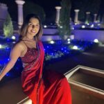 Aastha Sharma Instagram - An Indian affair ❤️ #endlessfestiveseason Look 1: this sexy saree version by @surilyg Look 2: red hot by @shivanandnarresh Look 3: Mehndi essentials by @punitbalanaofficial Look 4: floral story by @ritukumarhq Look 5: my precious one: wore my wedding lehnga from @anitadongre after 7 years and still obsessed with it ❤️ Beautiful jewels by @raabtabyrahul @fooljhadi 💫