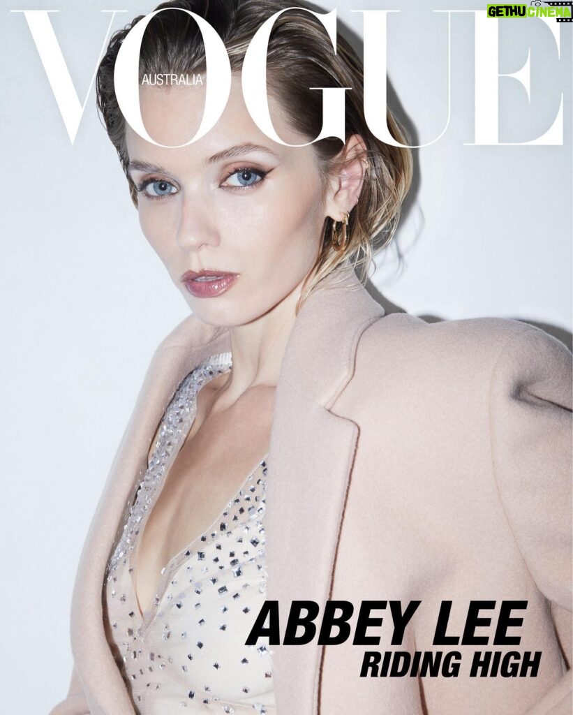Abbey Lee Instagram - For her latest starring role in Kevin Costner's multimillion dollar American Civil War epic #Horizon, @abbeylee learnt to ride a horse and more than holds her own against the Oscar-winning actor and director. And she did it all while living with debilitating private pain. In her digital cover story, the actor and model speaks for the first time about coming out the other side of a 15 year battle with endometriosis. “I’ve got a lot of reasons to stop and a lot of reasons why it would be too hard. A lot of reasons to give up,” she tells @hannahroserose in the digital cover interview. “But there’s something in me that keeps wanting to drive forward... You’ve got one life, don’t you?” Read the full digital cover story at the link in bio. @AbbeyLee wears @Prada and @TiffanyandCo. Photography @maxpapendieck, stylist @kaila.matthews, story @hannahroserose, hair @sophierobertshair, make-up @gillielove, set design: @natturnbull, EP & talent direction @rikki_keene, production @charlottemelissarose