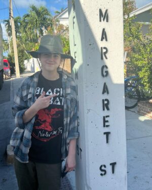 Abby Ryder Fortson Instagram - MARGARET STREET!!! OMG!
@margaretmovie @lionsgate @lionsgateuk