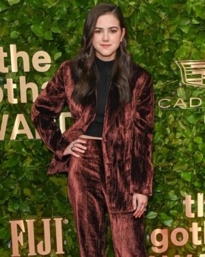 Abby Ryder Fortson Instagram - Last Night!!
@thegotham @margaretmovie @lionsgate ❤️
❤️
@jordan_grossman @brennadmakeup #margiela