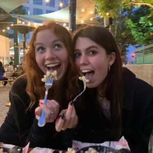 Abby Donnelly Instagram - mac n cheese is the best