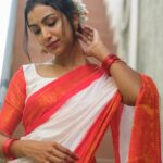 Abeneya Nethran Instagram - 🤍 Captured by - @sk24official #abeneya #sareelove #traditional #instagram #trendsetter #explorepage #indianoutfit #fyp