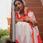 Abeneya Nethran Instagram - 🤍 Captured by - @sk24official #abeneya #sareelove #traditional #instagram #trendsetter #explorepage #indianoutfit #fyp