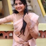 Abi Navya Instagram - சித்தம் துடிதுடிக்கும் புயல் எதிர்த்திடும் ஓா் இலை போல…❤️❤️❤️❤️ Jewel : @asfashion426