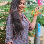 Abi Navya Instagram - Just for the song❤️❤️ beautiful kurti set from @aaryes.collection 🥰🤩 #myhometown❤️
