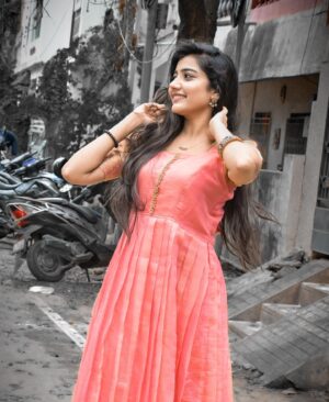 Abi Navya Thumbnail - 5.4K Likes - Most Liked Instagram Photos