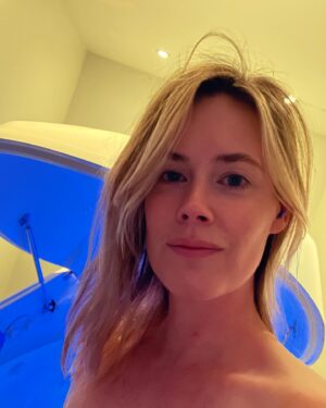Abigail Hawk Instagram - I am not much of a resolution person. ‘Resolute’ is unwavering, unswerving. ‘Resolute’ seems so brittle and harsh - I suppose we could view Winter that way. But I see Winter as coziness and warmth; a nesting and nurturing; 🪽rest🪽. I like my new years gentle, easy, soft. I baby them like the new creatures they are. After the old year ended in bombardment - visceral, visual, virtual - I yearned for complete quiet. Hadn’t floated since 2017, when I was deeply entrenched in postpartum depression. Today’s experience @liftfloats was different. Then, I so desperately grasped for peace. An escape. Today, I just… let go. I let peace come to me if she wanted to. No need for escape… rather… a release of what was no longer serving me. I wasn’t able to fully settle my mental tab today, but I began building a wavering foundation. One that will move with me🪽gently🪽as I build this structure that will become 2024. Gently… NY friends, if you are interested in the transformational power of floating, I have an incredible discount code for $30 off your first float! 🛟FloatAH1🛟 Tell the amazing humans @liftfloats I sent you! #liftfloats #sensorydeprivation #liftnextlevelfloats #brooklyn #newyorkcity