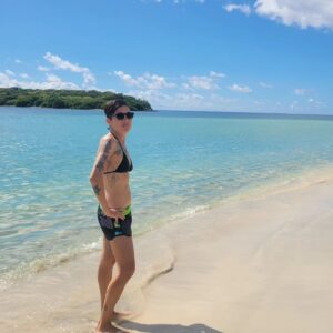 Abigail Savage Instagram - I can't believe it's already been over a week since we got back from Vieques! Beautiful beaches, semi-wild horses, and noisy roosters. Great Christmas 😍🎄