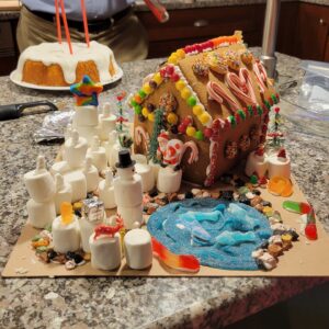 Abigail Savage Instagram - Merry Christmas everybody! (highlights from this year's gingerbread house)