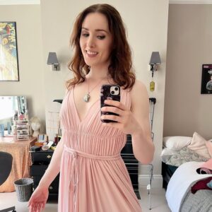 Abigail Thorn Instagram - I came out three years ago today 🥹 What an amazing three years it’s been - thank you everyone for being so lovely! I’m very lucky 🙏