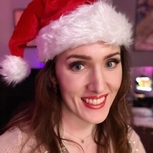 Abigail Thorn Instagram - I’m going live in 15 minutes over on my 2nd channel, Philosophy Tube Live! Come join me if you want to know how I make my show!