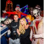 Abigail Breslin Instagram - Thank you @unistudios for treating us to a scare-tastic evening at #halloweenhorrornights !!!!!!