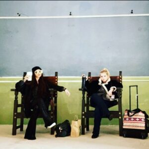 Abigail Breslin Instagram - ‼️‼️‼️‼️Happy birthday🎉🎉🎉🎉🎉🎈🎈🎈‼️‼️‼️‼️ TO MY RIDE OR DIE TIL THE DAY I DIE @misstaymusic 
The numero uno queen of crafts, assistant extraordinaire, songwriting legend, and loyal af queen of a dream. So thankful that you are in my life and my sister for life❤️❤️❤️❤️❤️❤️ now here ur ass over here so we can party!!!!!
🥰🥰🥰🥰🥰