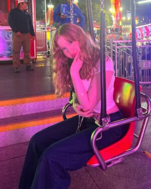 Abigail Zoe Lewis Instagram - (Fair)well summer 23’ 🎡🫶🏻✨

#ocfair #summer #explore