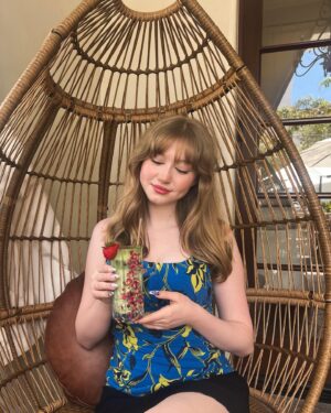 Abigail Zoe Lewis Instagram - Matcha date 🍵🫶🏻

#santabarbara #matcha #explore