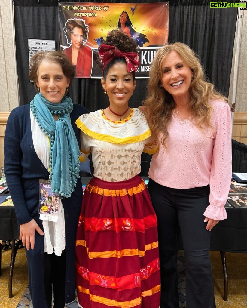 Adassa Instagram - Dream come true 🤩 These two amazing talented women @jodi.benson and @judykuhnofficial were my BIGGEST inspiration to not only sing, 🎤 but one day be a Part of the Disney Family! What a treat it is to now work alongside them bringing joy and magic 🪄 to those around us! ✨ What a day! ✨ #DreamComeTrue #pocahontas #ariel #encanto #disneymusic #thelittlemermaid #Signing #Influencers #Inspiration #disney #disneyanimation #doloresmadrigal #adassaofficial @metrothamcon