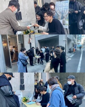 Adela Sou Instagram - 2024年1月27日（土）《 #すべて至るところにある 》 @everything_everywhere_film 終於在日本公映🇯🇵！由2022年開拍到現在，電影真是漫長的旅程🎞️！

非常感謝衆多各大媒體、影評人和觀眾對電影嘅喜愛📰📎看到文章報道和與觀眾的對談過程中，真的很佩服日本人看電影嘅細心和思考！

也特別感謝首映日前來支持嘅觀眾🥹 尤其知道杜琪峰導演都係同一日同一時間嚟日本見觀眾（我都好鍾意杜Sir㗎！），真是影痴們思想的抉擇，好在都得到大量的觀眾親自前來支持！再次感謝各位的喜歡和鼓勵，我也一定會繼續努力！🙇🏻‍♀️

Outfit | @saralolo_official 

➖➖➖➖➖➖➖➖➖➖➖➖

『すべて、至るところにある』やっと2024年1月27日(土)より日本で劇場公開されました🇯🇵！2022年の撮影から今日まで、本当に長い道のりでした🎞️！

たくさんのマスコミ、映画評論家、観客の方々に映画を気に入って頂けて、本当にうれしく感謝しています📰📎評論、取材、観客の方からの感想や質問を通して、日本の方々がいかに丁寧に映画を観て、細かいところまで読み取ってくれていることに感動しています。

最後に、特に初日の舞台挨拶を観に来てくださた観客の皆さんにに感謝を伝えたいです🥹 なぜならジョニー・トーの来日舞台挨拶と同じ時間だったからです(私もジョニー・トーが大好き)！それでも最終的に私たちの映画を選んで観に来てくれたわけですから…。もう一度皆さんに感謝の言葉を伝えたいです。皆さんの応援があるから、これから私はもっと頑張ります！🙇🏻‍♀️