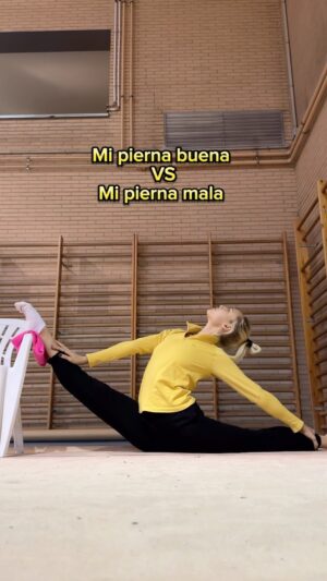 Adelina Fominykh Instagram - Aunq esté casi tocando el suelo con la mala… tmbn he pasado por esa fase de sufrimiento 🤣 #adelinaf