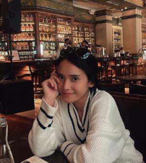 Adila Fitri Instagram - Kumel kucel lah