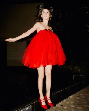 Aditi Saigal Instagram - Played a really special set last night at @spokenfest , my first festival ever! Thanks for listening ❤️

Thank you @maisonnikhilkolhe for this gorgeous dress! It was perfect.

📸: @vidhigodha 🌟
Shoes: @theater.xyz