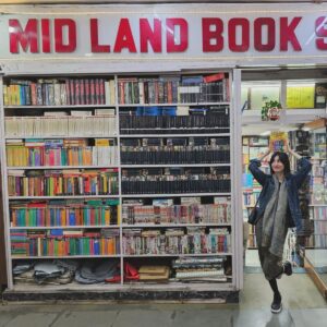 Aditi Saigal Instagram - Yesterday at Mid Land Bookshop 📚
I've been going to Midlands since I was a little kid. I spent hours and hours browsing Enid Blyton, Roald Dahl, Philip Pullman, Asterix and well - Archie comics! This family run, independent bookstore is no doubt, an important part of many peoples' childhoods, including my own. 

Incredible moment to come back as a 25 year old in this capacity. 

@graphicindia
@thearchiesonnetflix 
@zoieakhtar