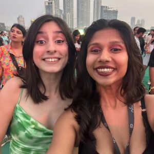 Aditi Saigal Instagram - What a treat with all ma frens 🌟 @jungle4eva will never tire of you, second photo says it all!

(PS: third photo is us asking you to play DROPS)

@lollaindia