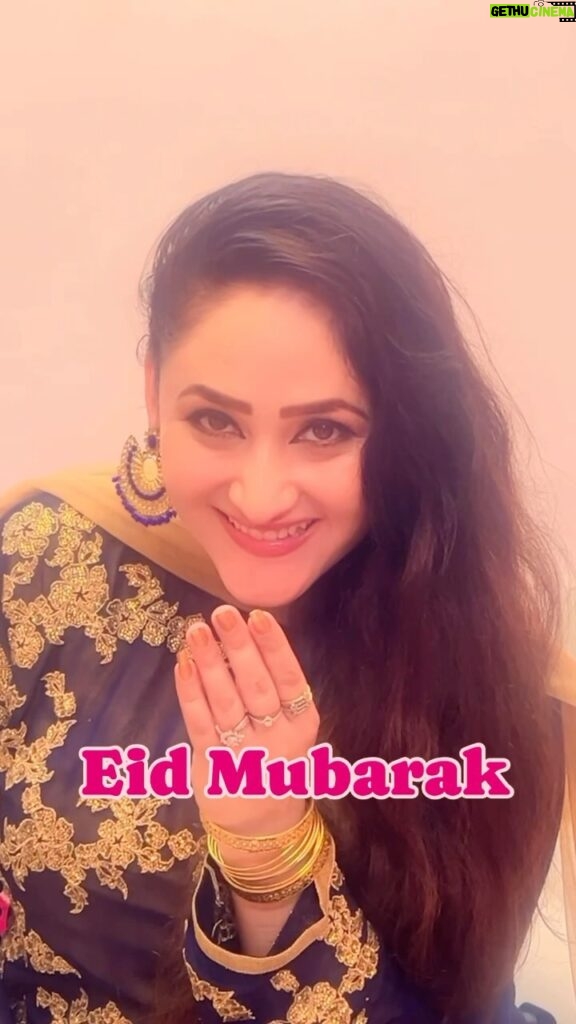 Aditi Sajwan Instagram - Eid Mubarak✨