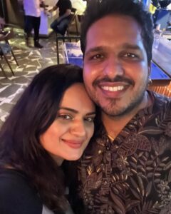 Aditi Singh Sharma Instagram - Bestieee ka birthdayyy !! An incredible voice, a beautiful heart & a gorgeous human being .. you are so talented & a top class angel. May God bless you with the best of health, happiness & may you keep spreading joy through your divine voice. Thank you for always holding my hand through thick & thin, what you do for mom & the way you stand by me like a rock solid pillar of support is literally unimaginable. Happy Birthday bestie @prithvigandharv i love you so much. ❤️ Shout out to the OG music gang .. some of my oldest friends in the business, love such photos. #happybirthday #bestie #prithvigandharv
