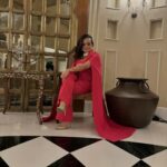 Aditi Singh Sharma Instagram - Royal vibes in gorgeous #Udaipur ❤️ Stylist : @styledbysujata Styling team : @_jyoti_808 @ashwinishajigeorge13,@stylebyrounak_ @_stylebyjill_ Outfit : @labelakshitajain Necklace & rings : @paromapopat Earrings : @armaans_creationz Hair & makeup : @goldandblushbyriyasoni 📸 : @bhoomitrivediofficial