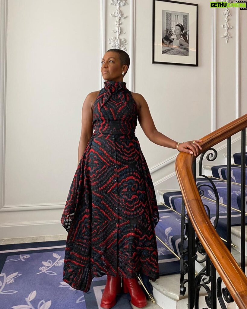 Adjoa Andoh Instagram - Thrilled to be a part of the announcement of the May 4th arrival of Queen Charlotte: A Bridgerton Story, decked out in this suitably fabulous @roland_mouret creation😍 #queencharlotteabridgertonstory