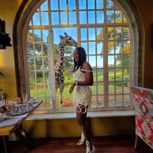 Adjua Styles Instagram - Healing energy 💫🦒❤️