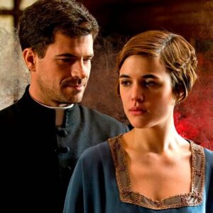 Adriana Ugarte Instagram - ¡Volvemos cada día a las 17.30 en @rtve con La Señora!
Qué PRIVILEGIO de escuela,qué guiones,qué dires,qué decorados,vestuario,maquillaje,
paisajes…y sobre todos qué compañeros(MAESTROS)
❤️❤️❤️❤️❤️❤️❤️❤️❤️GRACIAS!!!!!
