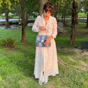Adriana Ugarte Instagram - Ayer me regalaron un vuelo libre precioso❤️
Gracias @vanesamartin_ 
(achucharte🥹)

@ehmoda 
@forte_forte 
@sandroparis