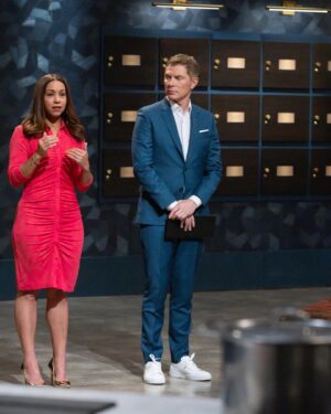 Adrienne Cheatham Instagram - Hi Besties! Been a while (sorry, y’all know I go MIA but true fiends feel like no time has passed 😂🤷🏽‍♀️). A lot has been cooking, and here’s one… Catch me judging on #BobbysTripleThreat next week when the super talented @chefkelvin goes up against the Titans! Bobby keeps a tight shoe game, but I think the gold pumps won this round 😂 
…………
Premiering Tuesday, September 26th at 9pm- “Titans vs Kelvin Fernandez” 
New York City Chef Kelvin Fernandez already beat Bobby Flay with his legendary signature dish. Now, Bobby's invited him to the Triple Threat Kitchen for a shot at the Titans, where judge Adrienne Cheatham must decide if Kelvin's strategy pays off.