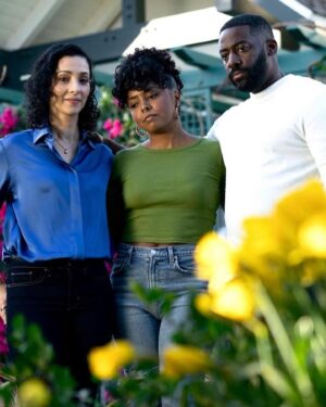 Adrienne Warren Instagram - Thank you for watching, @blackcakehulu ! 🖤🙏🏾🖤