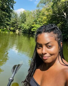 Actress Adrienne Warren HD Instagram Photos and Wallpapers October 2023