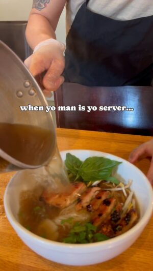 Ae Southammavong Instagram - @yoomnguyen convinced me to try the grilled chicken pho at @thelotusmaplegrove and at first I was skeptical because I am team beefy all the way but this actually hit the spot! Grilled chicken was juicy and aromatic and tasted like a loving hug from your Asian grandma #pho #vietnamesefood #mn #maplegrove #lotusmaplegrove #chickenpho #chickensoup #umami #juicy #cleanyopot #potsusaf #sus
