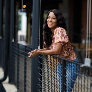 Africa Miranda Instagram - I’m so excited to share that I am partnering with @tjmaxx and @dressforsuccess to help empower and support women on an incredible journey #ad.

 I recently had the privilege of moderating a panel with TJX Associates & DFS clients focused on the importance of prioritizing ourselves and living life to the Maxx, even while we are striving towards our goals.

Putting yourself first takes time to become a habit (I’m still a work in progress!), but this panel was a fantastic reminder that in order to fully be present and enjoy reaching our goals - it is a necessity. Let me know in the comments how you prioritize yourself! #findyourmaxx 

📷: @d_whyte