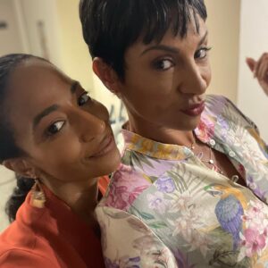 Africa Miranda Instagram - First Kill premieres on Netflix today! 

Had a fabulous time on set w/ these guys and had another CV connection - @diana_love_xo 🇨🇻