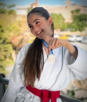 Aggeliki Daliani Instagram - 2η μέρα αγώνων Καράτε σήμερα και ακόμα ένα μετάλλιο στη συλλογή μας!!!
🥈🥈🥈για τη Λυδία μου στην κατηγορία Κάτα Νεανίδων!!!!
Συγχαρητήρια @lydia.papagianny !!!!
Πάντα με τους καλύτερους δασκάλους @mariza_soumbasaki @georgina_xenou 
Συγχαρητήρια και στο καλύτερο σύλλογο της χώρας @odysseas_karateclub που σάρωσε τα μετάλλια!!!
•••••••••••••••••••••••••••••••••••••••••••••••••••••••••••••
@hellaskarate #karate #silvermedal #mydaughter #karateathlete