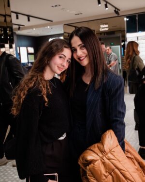 Aggeliki Daliani Instagram - Always by your side…!!!
@lydia.papagianny 
••••••••••••••••••••••••••••••••••••••••••••
#mydaughter #teenagerlife #teenagerlifestyle