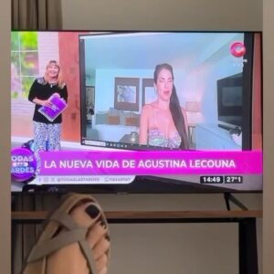 Agustina Lecouna Instagram - Conservada en formolllll miamorrrrrr porque tomo @drinkrejoy jajajajaj  Gracias @lacorderoes @karincohenok @todaslastsrdes por la nota y los halagos.